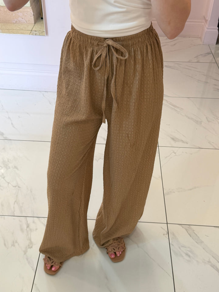 Bec Lightweight Textured Trousers