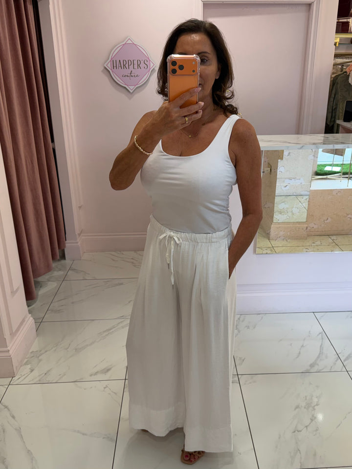 Chelsea Wide leg White Trousers