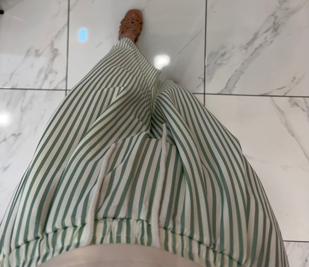 Lightweight stripe Textured Trousers