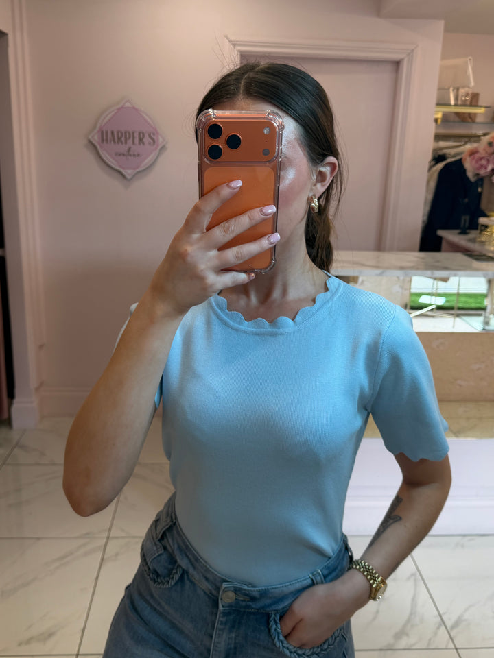 Pia Scallop Edge Fine Knit Top
