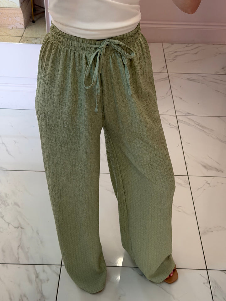Bec Lightweight Textured Trousers