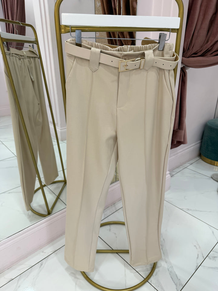 Izzy Tailored Tapered Leg Belted Trousers