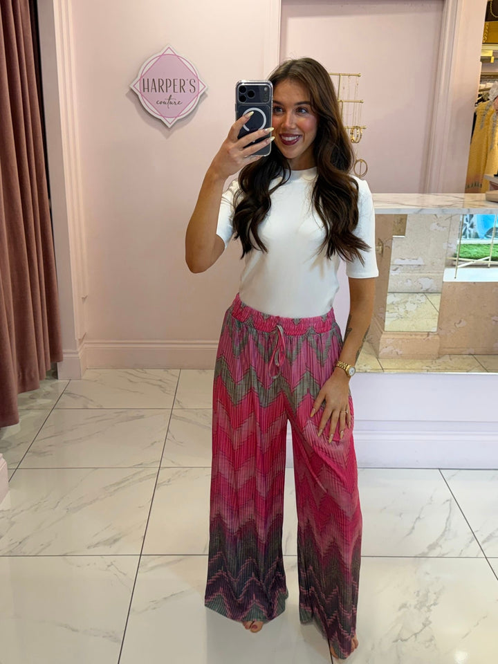 Gina Zigzag Pattern Pleated Plisse Trousers