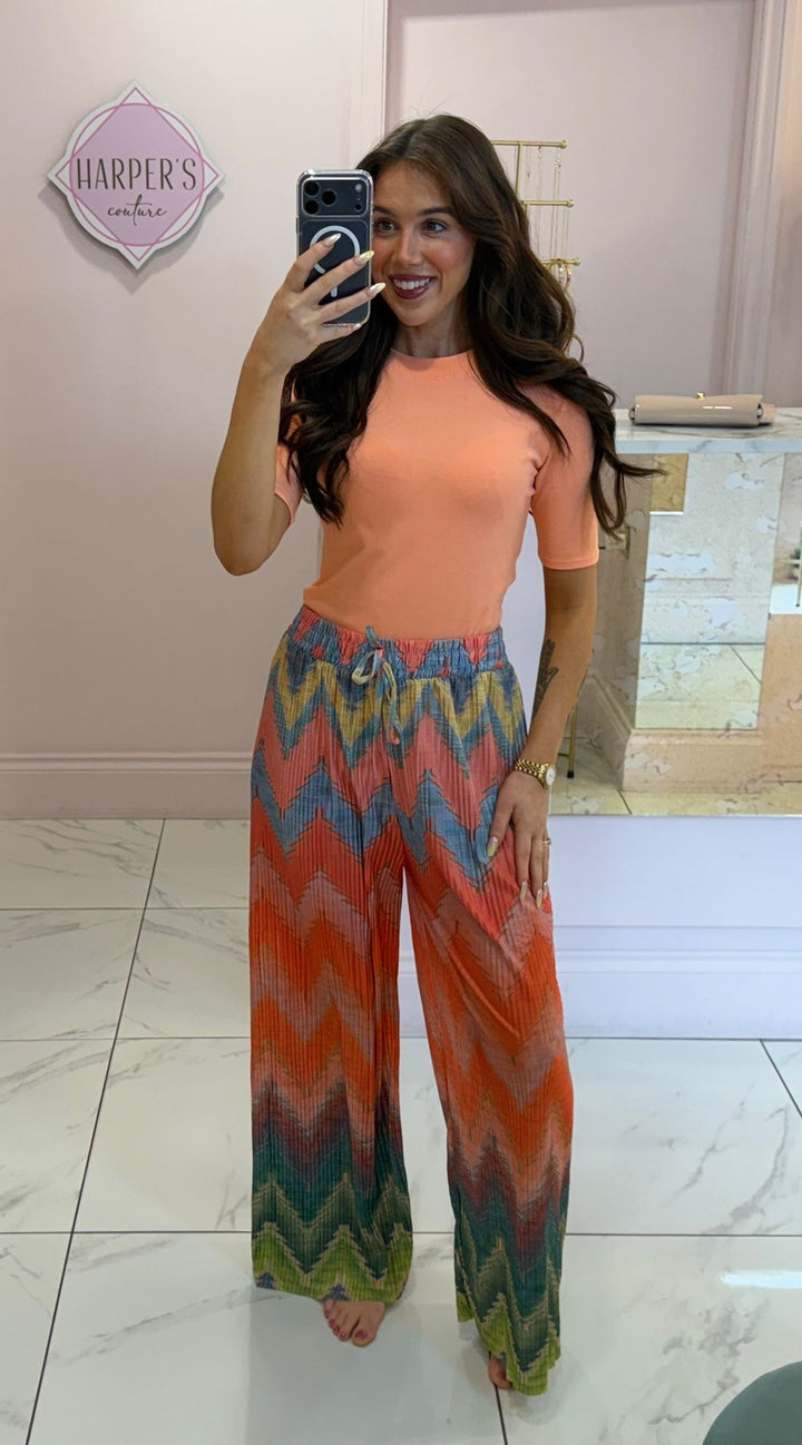 Gina Zigzag Pattern Pleated Plisse Trousers