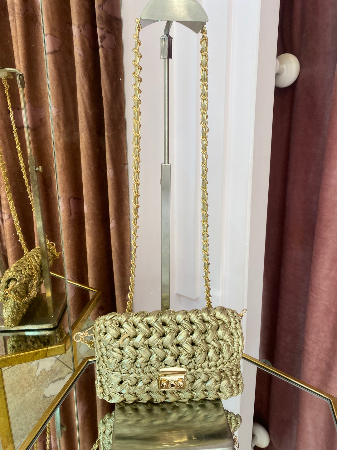 Jerri Gold Crochet Bag