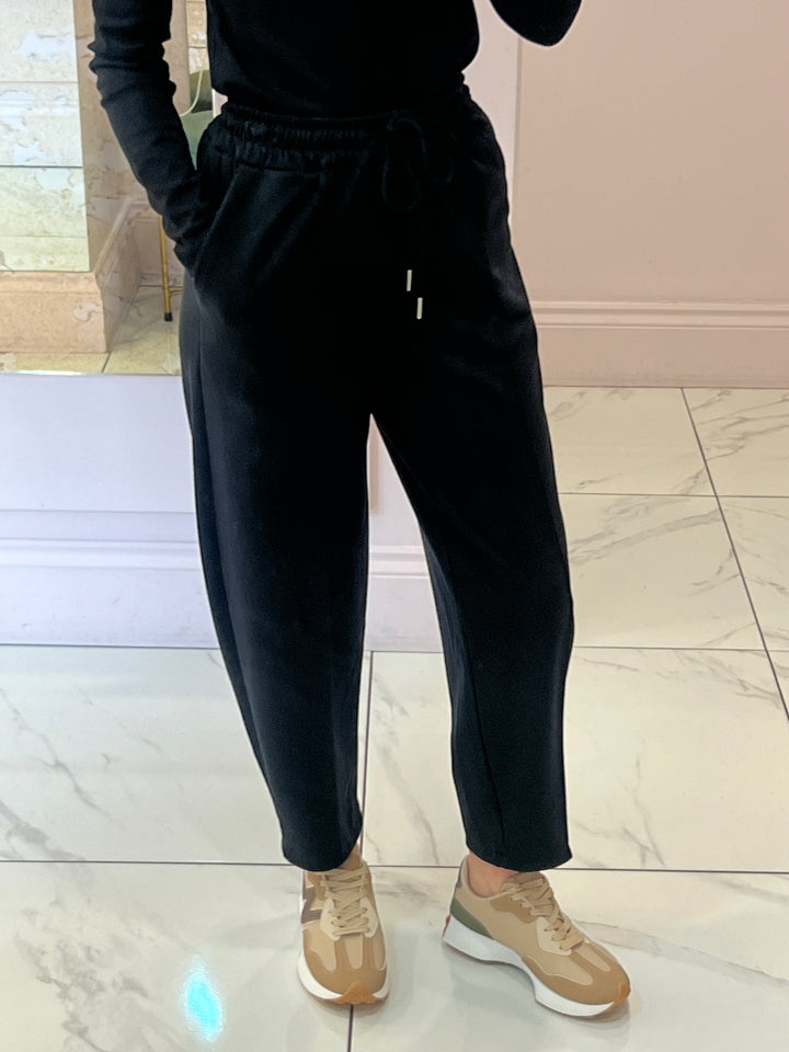 Evie Super Soft Seam Front Tapered Trousers